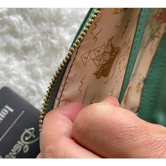 Loungefly Disney Peter Pan Green Zip Around Folding Wallet NEW - Picture 9 of 9